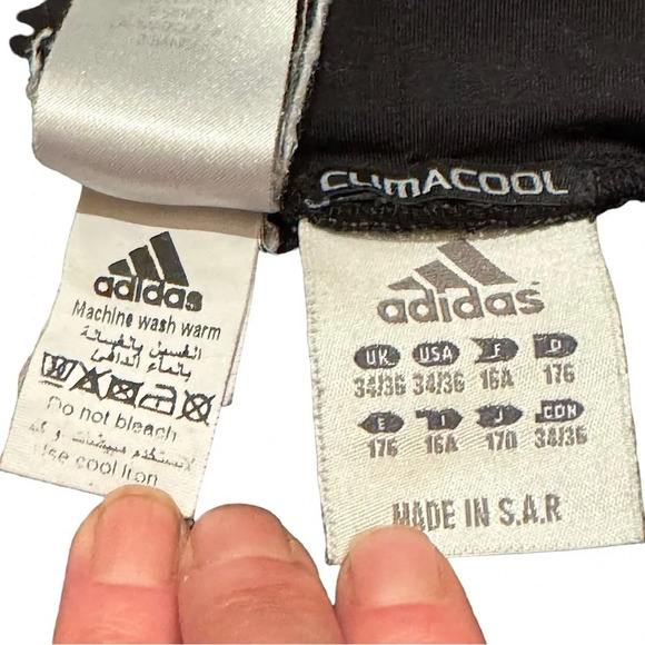 Adidas Women Size XS 3-Stripe 3/4 Pants Black Running  Training SZ 34/36 - Picture 3 of 3